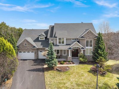 2020 Edgewood Ct, Chanhassen, MN, 55317