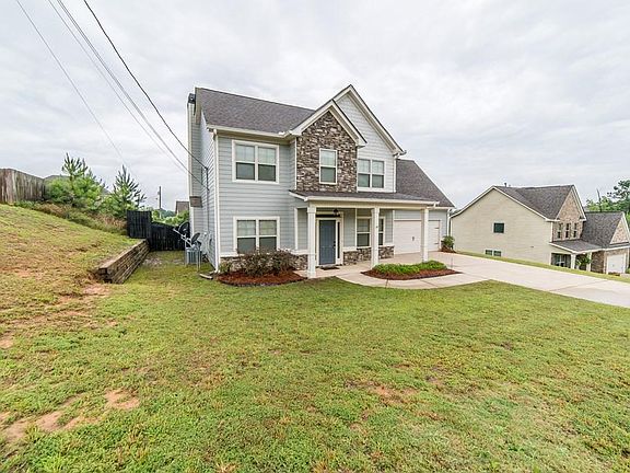2nd image of 29 White Pine Way