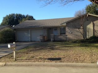 1007 Hickory Cir, Mansfield, TX 76063