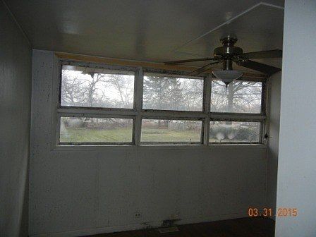5th image of 20715 Stirling Ave