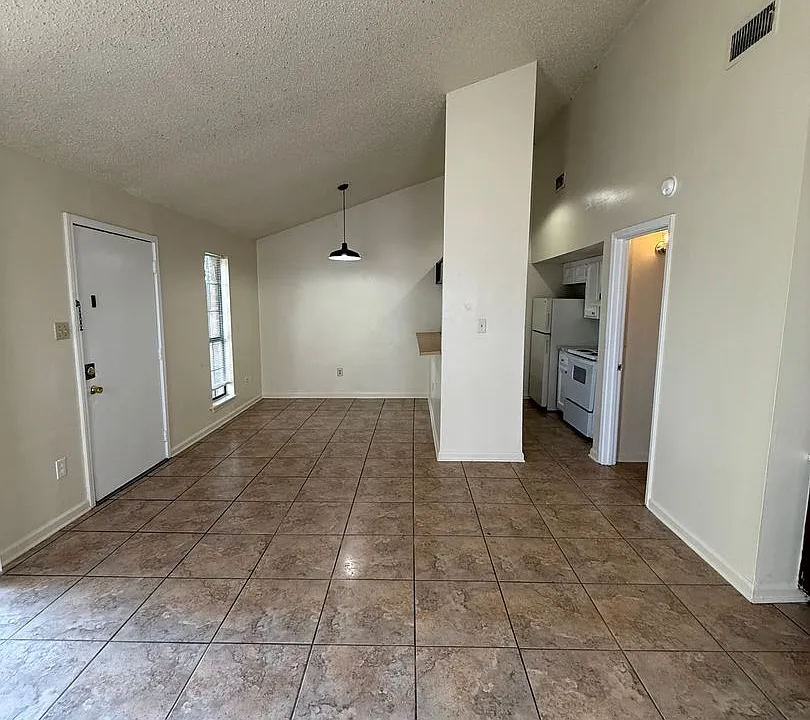 8656 Gsri Ave