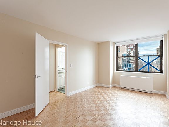 4th image of 201 E 87th St APT 18CD