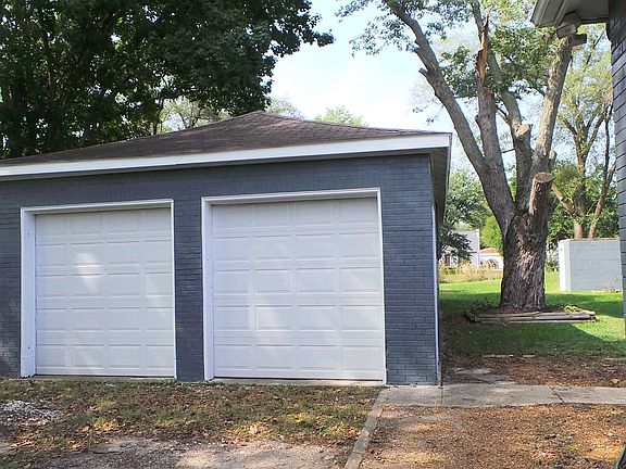 2nd image of 57587 County Road 107