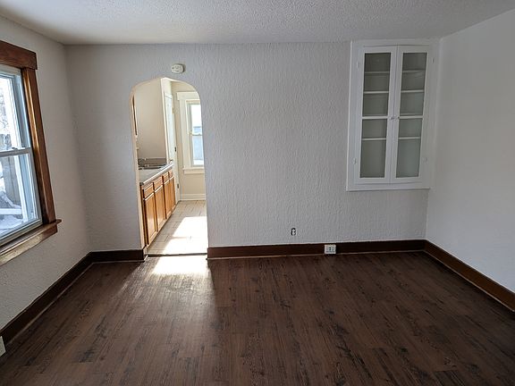 4th image of 604 7th Ave #606