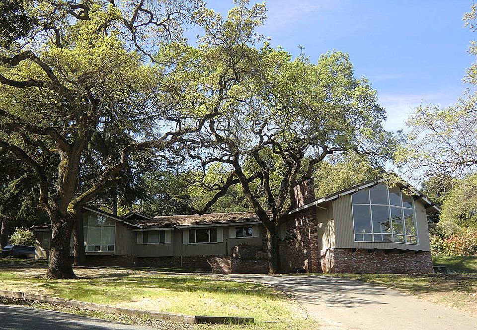 1st image of 23260 Ravensbury Ave