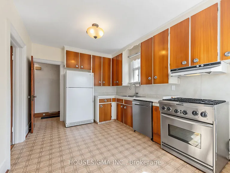 491 Hopewell Ave — Photo 2