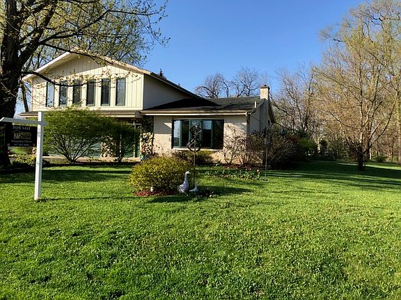 5th image of 27776 N Lakeview Cir