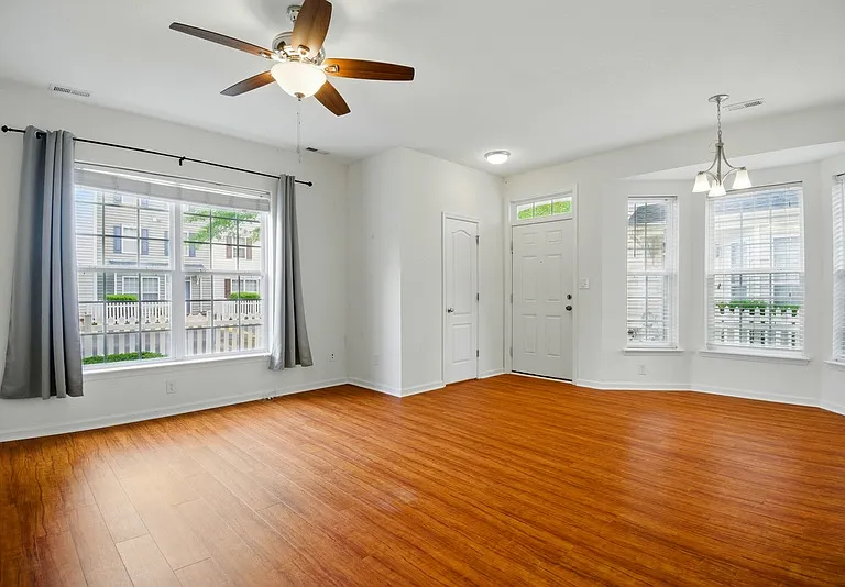 1301 Teton Cir — Photo 20