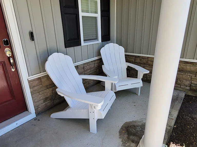 100 Grangers Ct — Photo 14