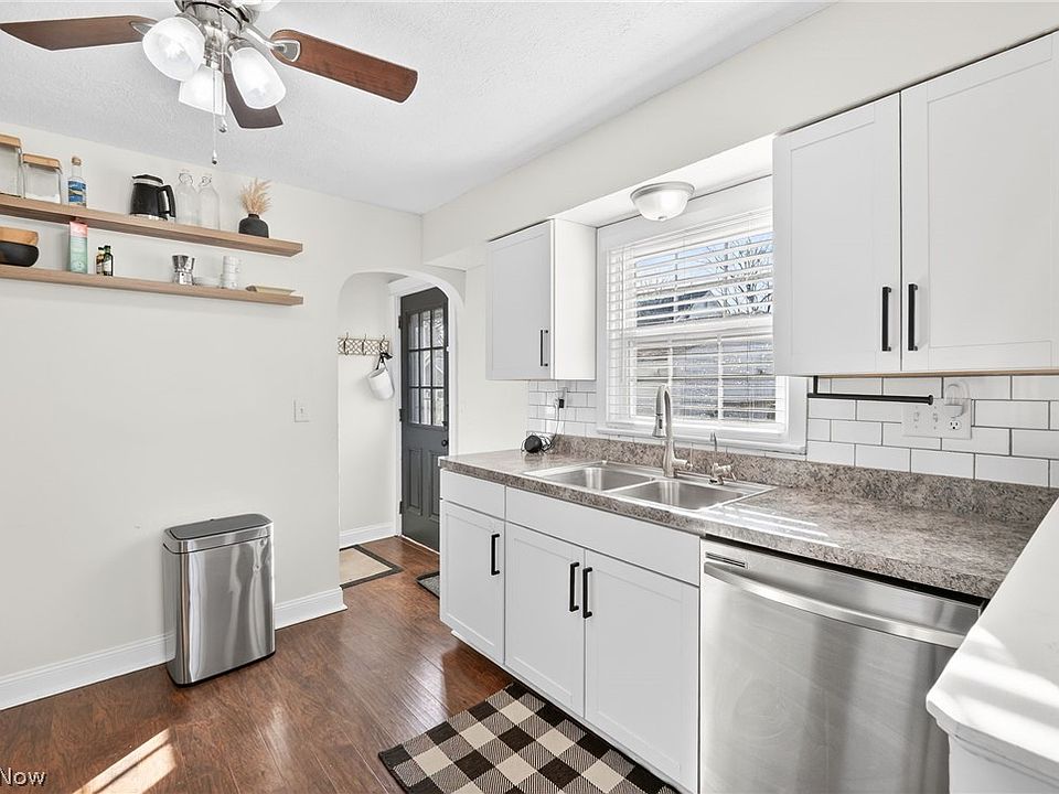 2278 8th St, Cuyahoga Falls, OH 44221 | Zillow
