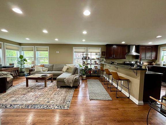 3rd image of 235 Strand Ave