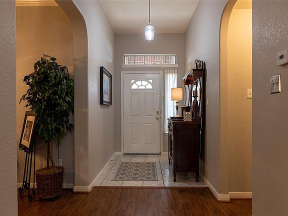 3rd image of 21515 Forest Colony Dr
