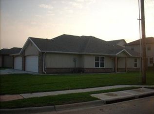 617 Rilynn Ave, Republic, MO 65738