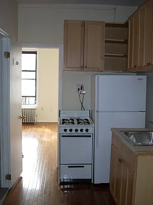 Rented by AD Real Estate Investors | media 23