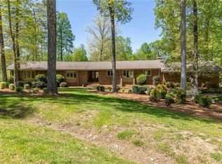 5000 Sparrow Ct, Pleasant Garden, NC 27313