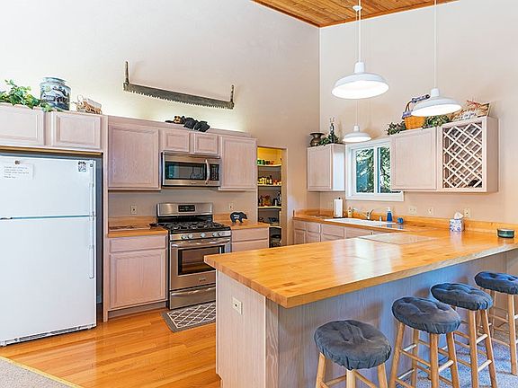 2nd image of 11015 Bolzano Way #1