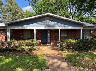 5056 Wayneland Dr, Jackson, MS 39211