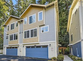 23226 Edmonds Way #105, Edmonds, WA 98026