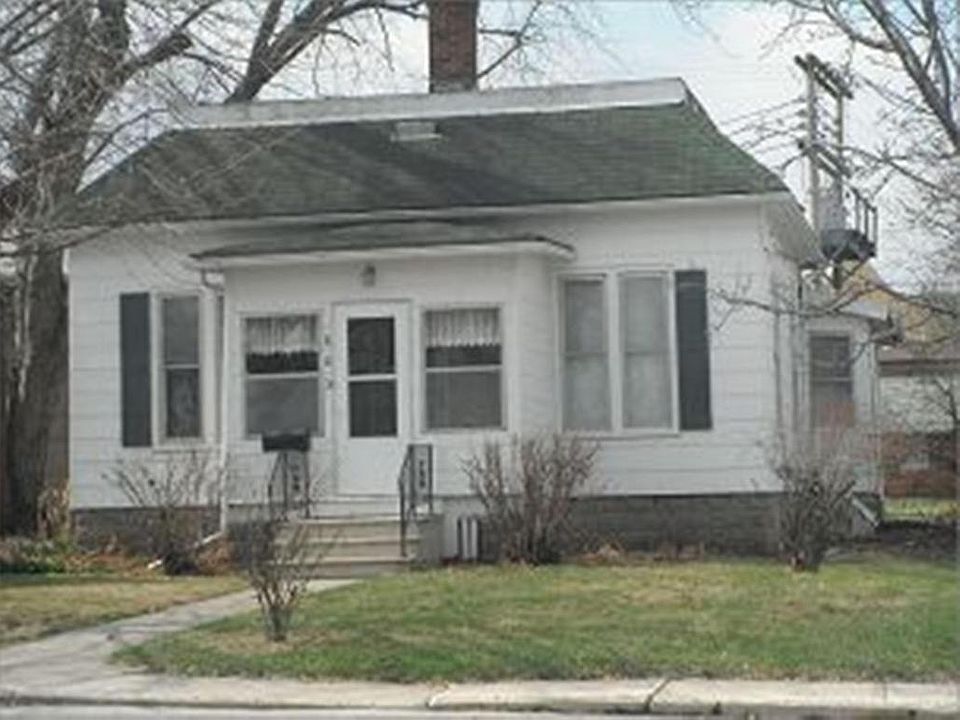 1st image of 803 Union St