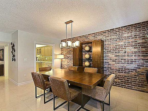 5th image of 3100 NE 48th St APT 308