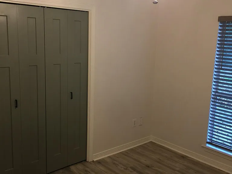 6958 Viola Rd — Photo 3