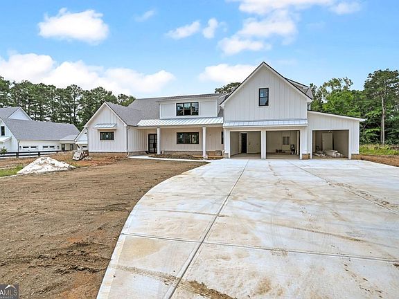 2nd image of 632 Arnold Mill Rd