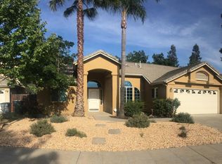 8946 N Woodrow Ave, Fresno, CA 93720