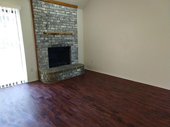 5th image of 6400 Brookcrest Dr