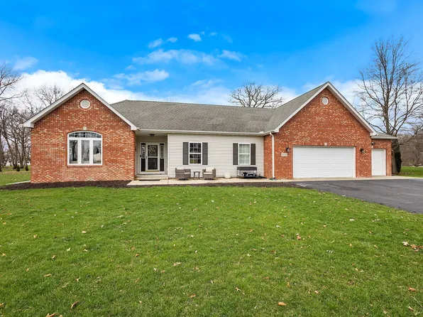 10296 Timberland Dr, Wheatfield, IN 46392