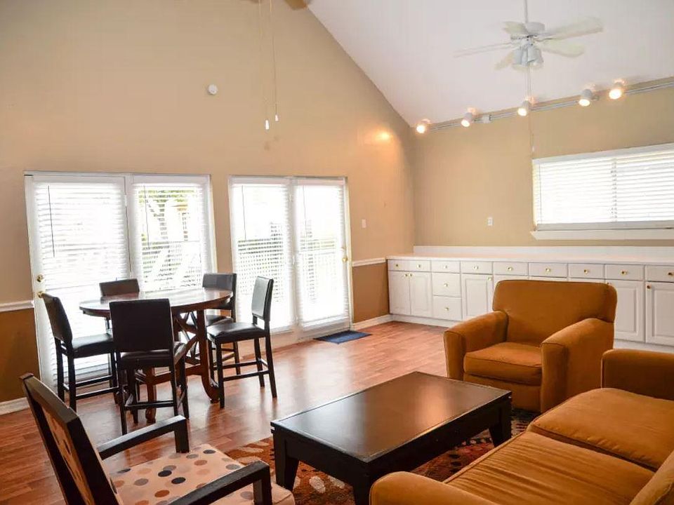 Sandpebble 900 W Rochelle Rd Irving TX Zillow