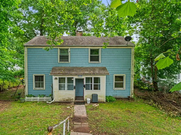 53 Rock Creek Road, New Haven, CT 06515