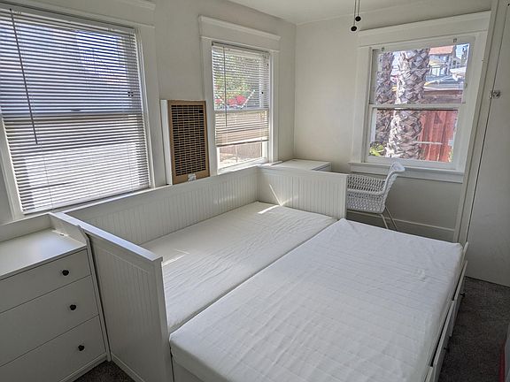 5th image of 4162 Swift Ave #1/2