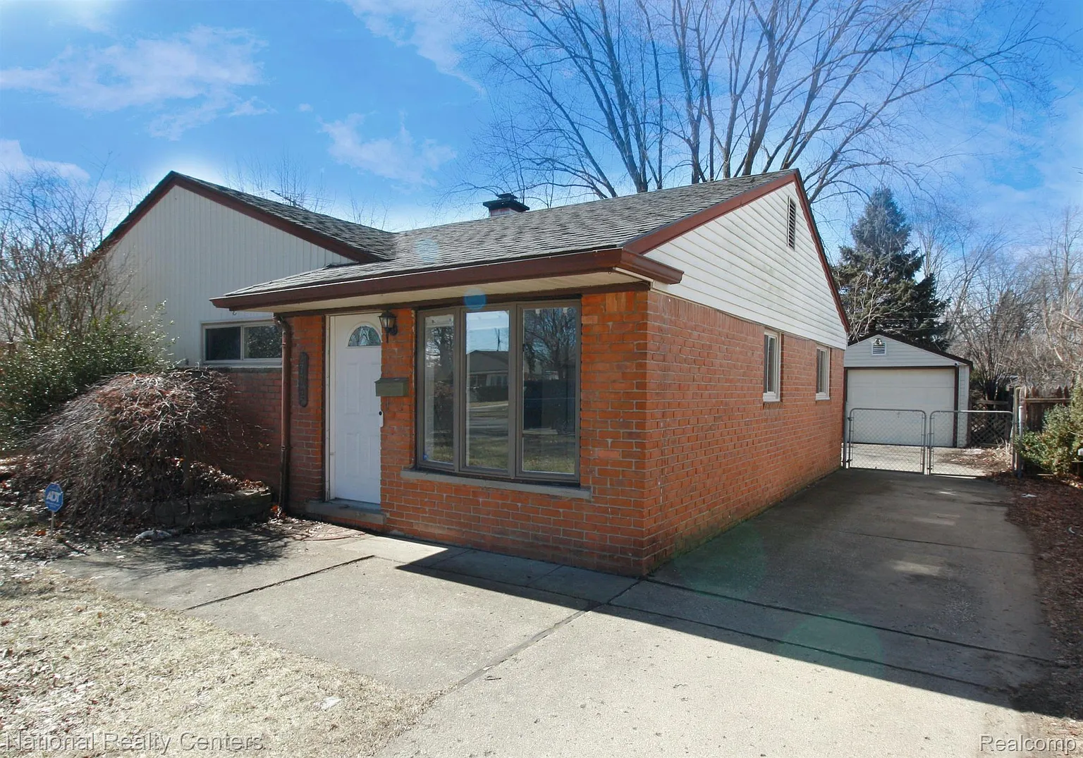 27745 Alger Blvd photo 1
