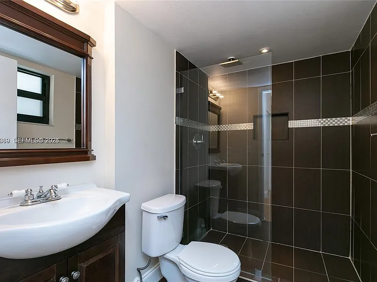 8100 Byron Ave #501 — Photo 21