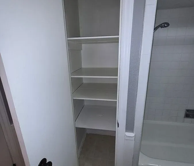 3719 Julie Dr — Photo 2