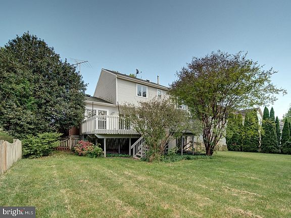 4th image of 9618 Clover Hill Rd