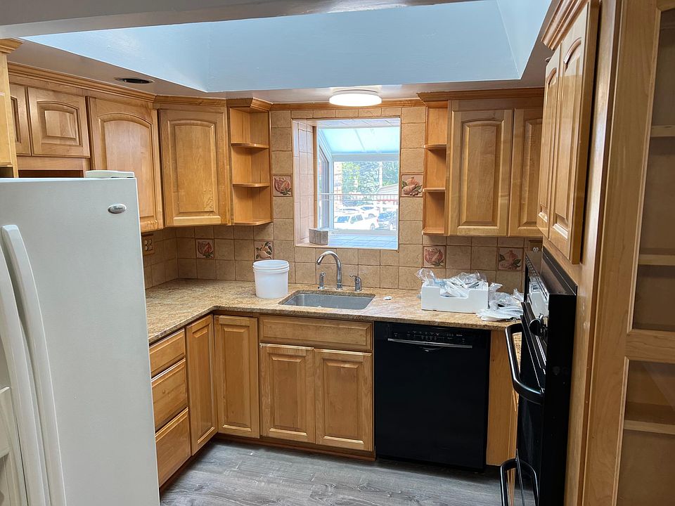 1st image of 3232 Radio Dr #2