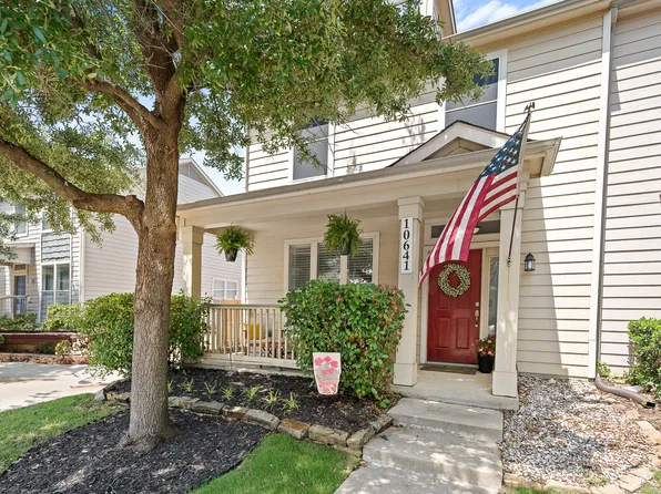 10641 Astor Dr, Fort Worth, TX 76244