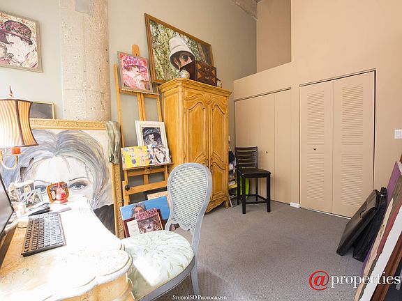 3rd image of 758 N Larrabee St APT 527
