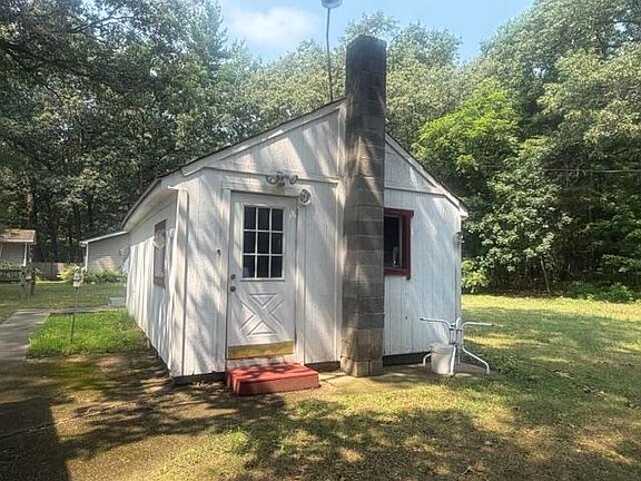 4th image of 1709 E Pine St
