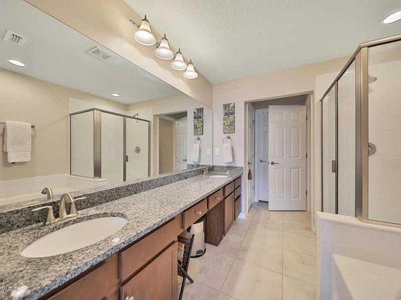 5th image of 7001 Butterfield Ct