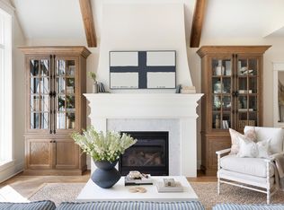 1174 Dodd Rd, Mendota Heights, MN 55118