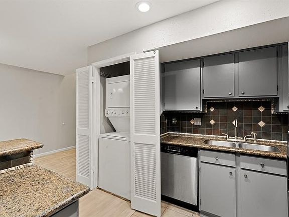 4th image of 10811 Richmond Ave APT 12