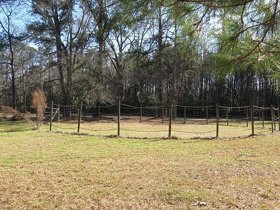 3rd image of 10556 Cottageville Hwy