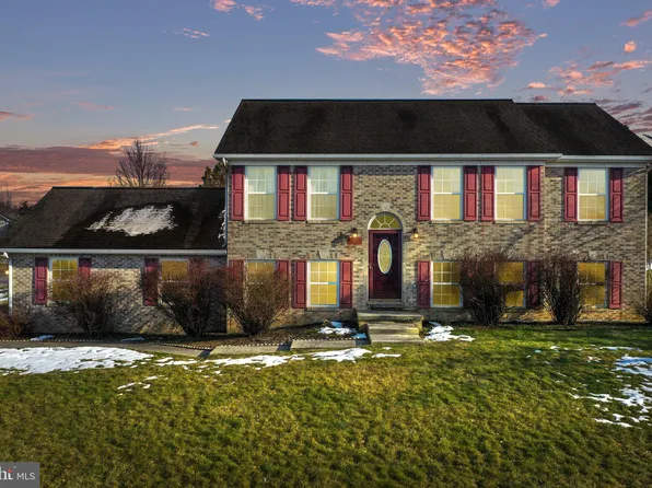 2130 Constitution Dr, Chambersburg, PA 17201