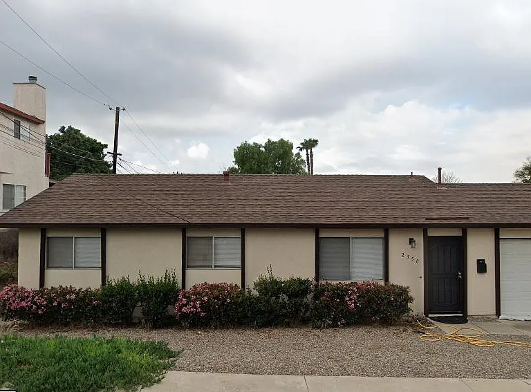 2350 Sea Breeze Dr — Photo 1