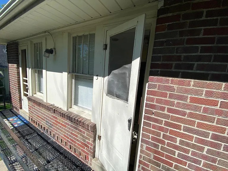 785 N Marion St #3 — Photo 2