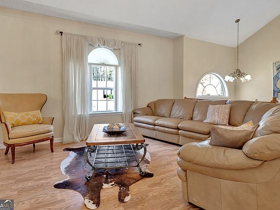 5th image of 6027 Arbor Links Rd