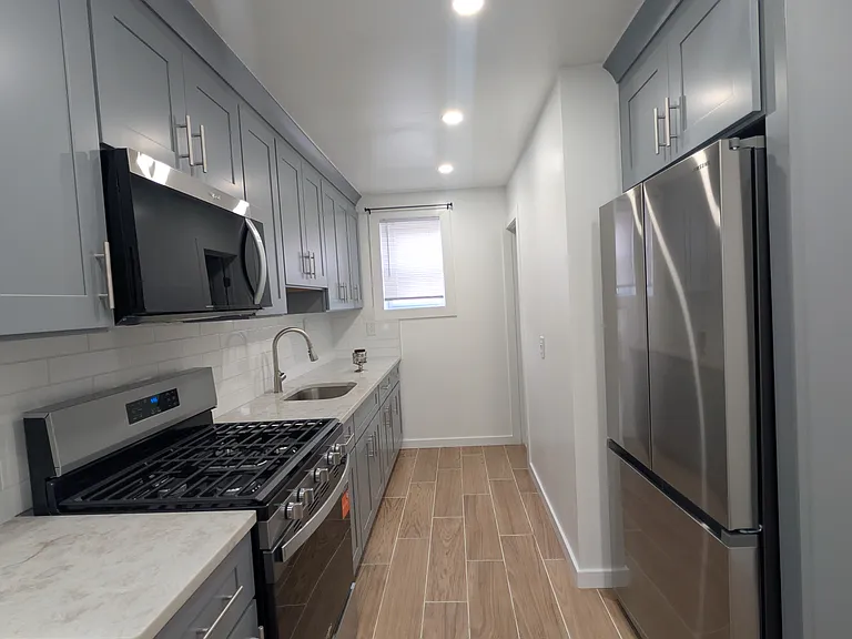 270 Saint Johns Ave #1 — Photo 8