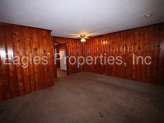 5th image of 415 Beech St